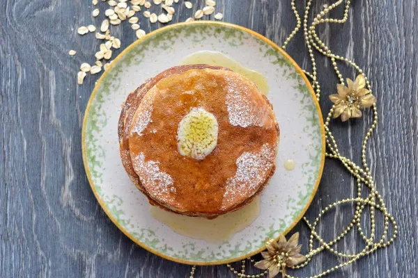 vegetarian diet: oat flake pancake